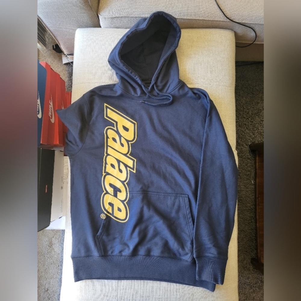 Palace Lowercase Font Hoodie size L